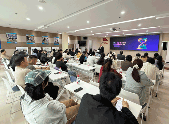 柯橋成校 社區(qū)干部擁抱AI，賦能社區(qū)治理智能化